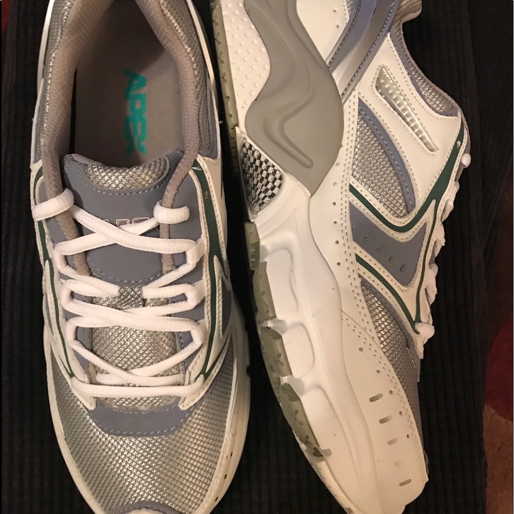 Apex Running shoes